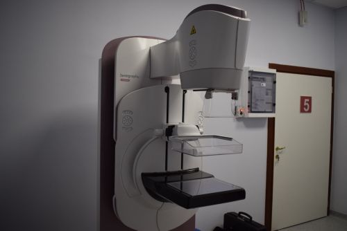 Specjalistyczny mammograf w Podhalańskim Szpitalu Specjalistycznym im. Jana Pawła II w Nowym Targu
